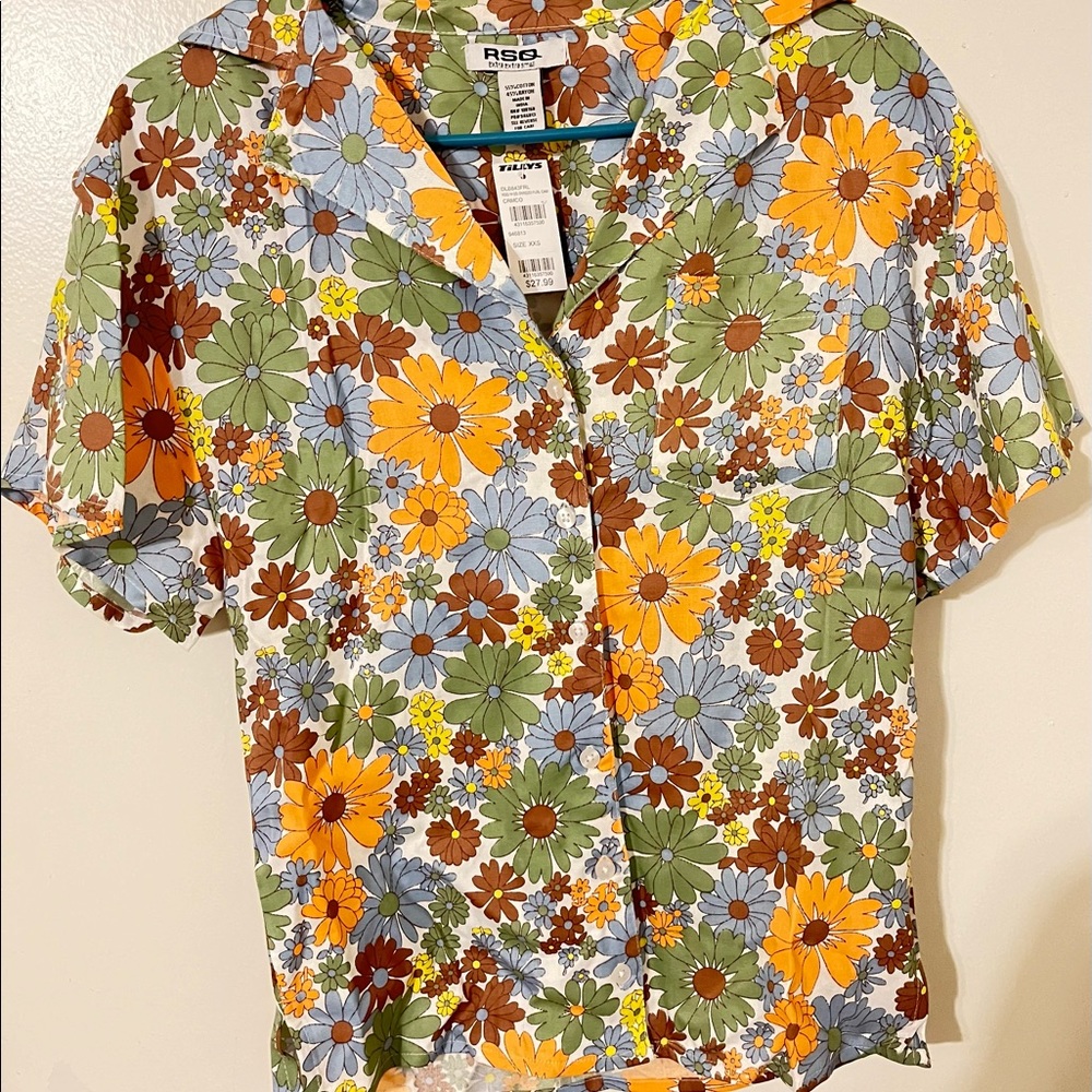 70’s printed button down top🧡